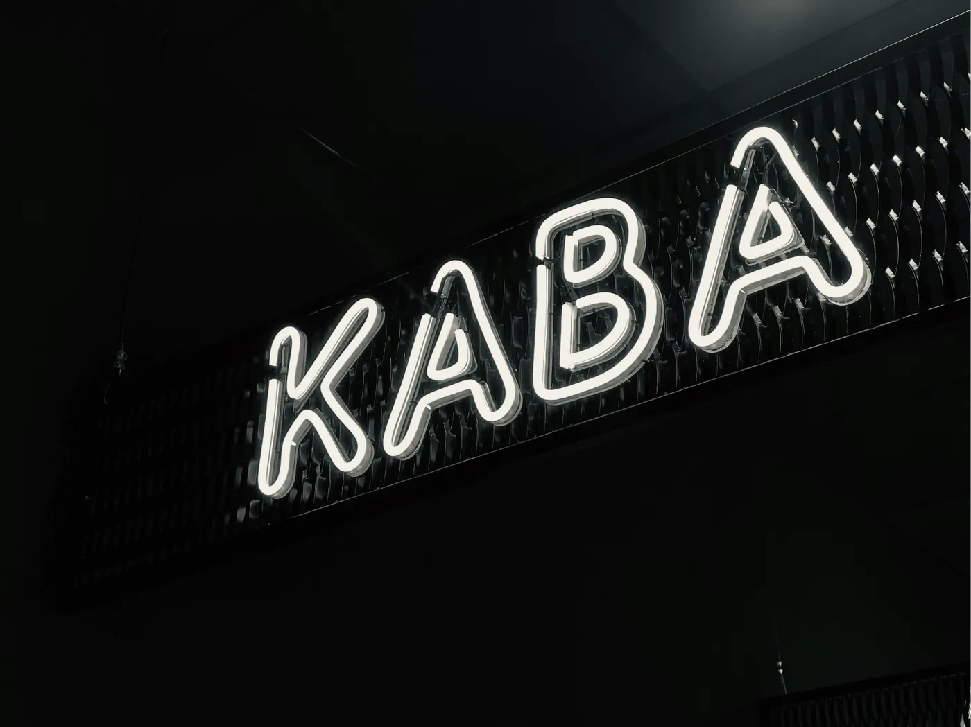 Neon channel letters