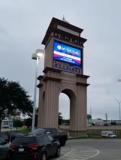 Arch pylon sign